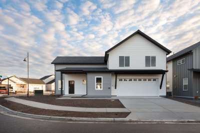 612 Companion Way